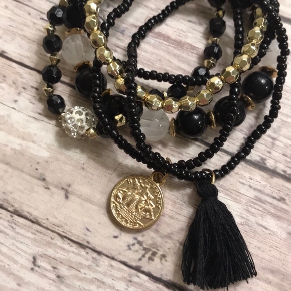 Set of Black and gold beaded layering / stacking bracelets NEW boho - Picture 2 of 3
